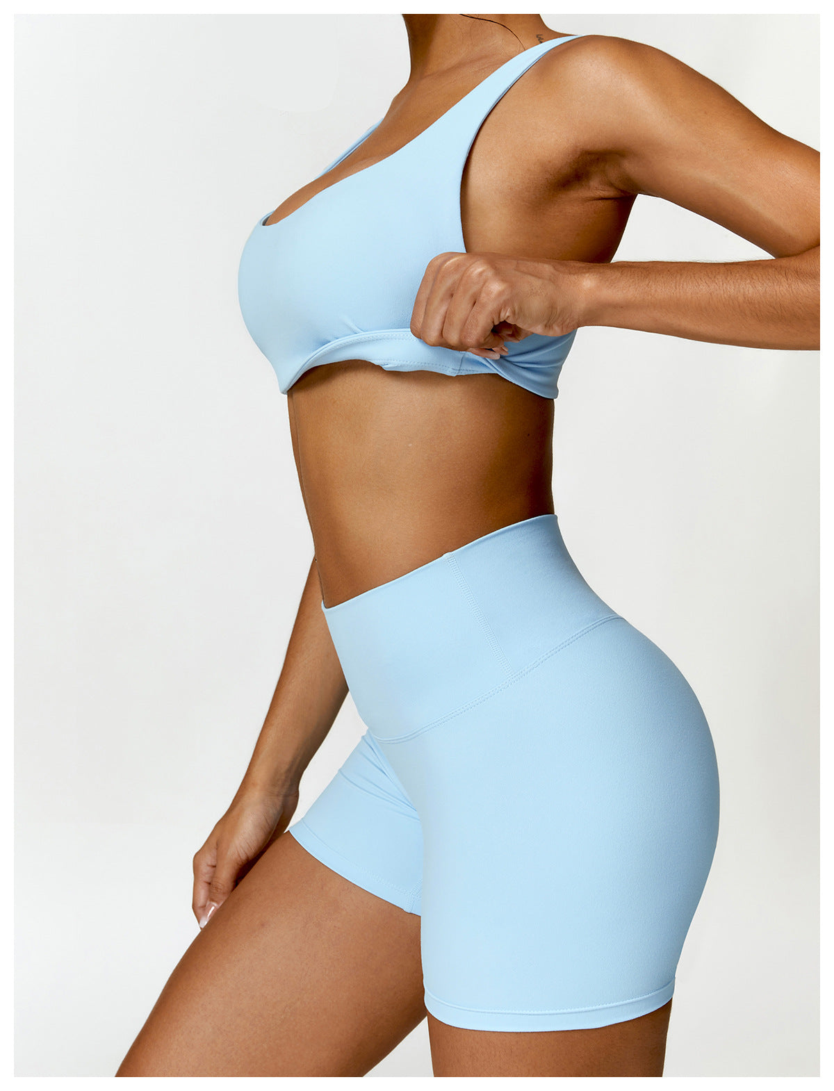 FOCUS Short Azul Cielo